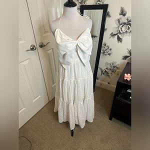 White maxi bow dress
